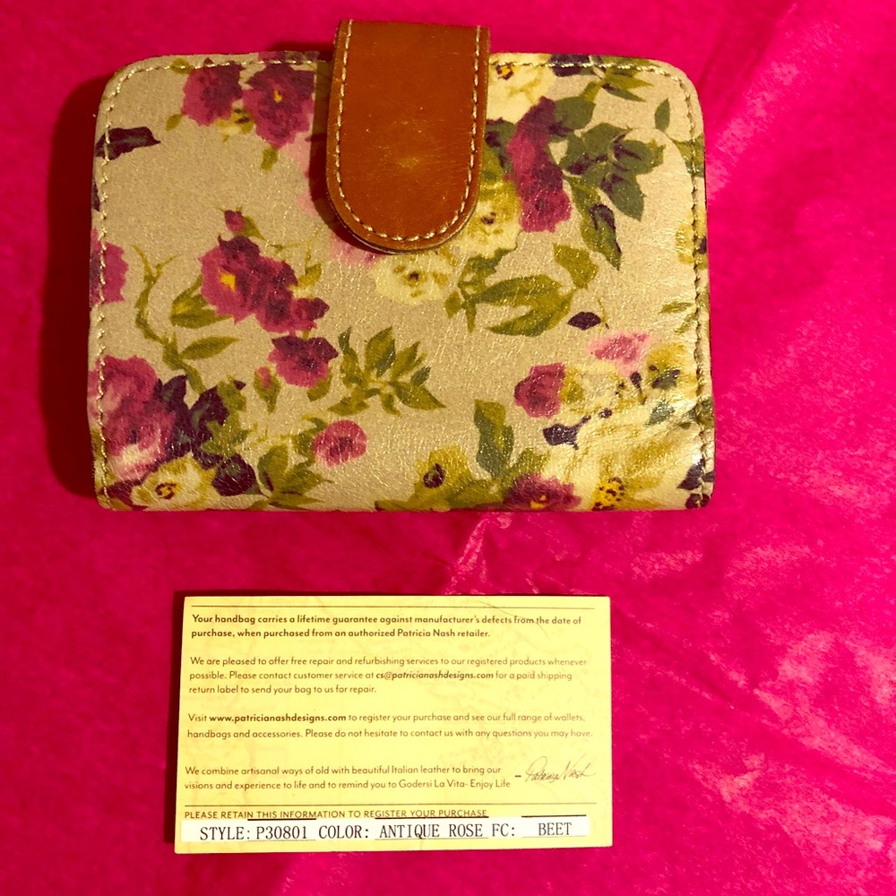 Patricia Nash Leather bi fold wallet